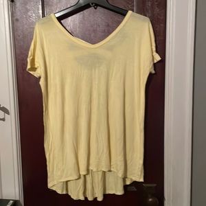 Very soft, crisscross detail T-shirt